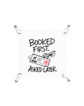 Print detașabil Booked first. Asked later.